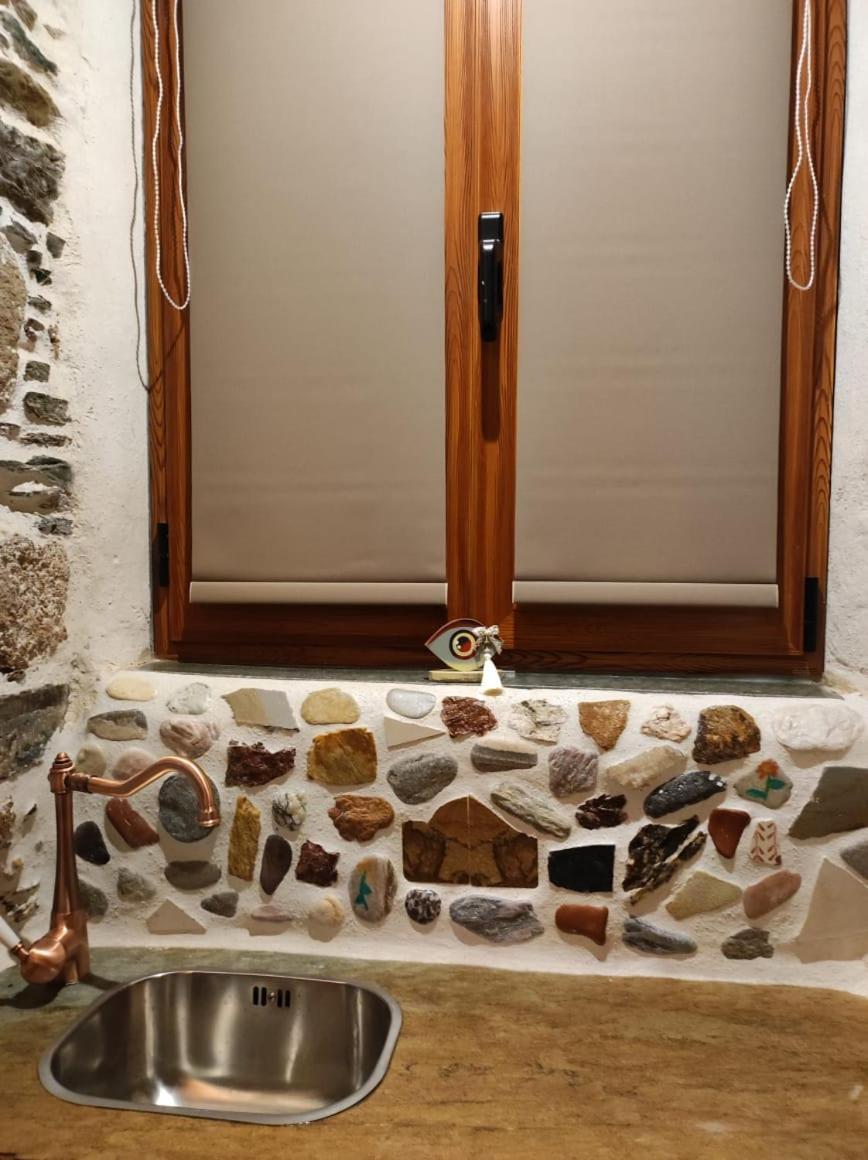 Villa Πέτροκτιστο Σπίτι. Stone House Karystos  Exterior foto